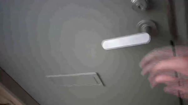 AV精选现在的早安少女18岁人生什么都无所谓！猥锁大叔用鸡巴磨了好久才插进去mp4